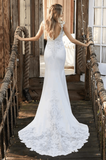 amy-crepe-fit-and-flare-wedding-dress